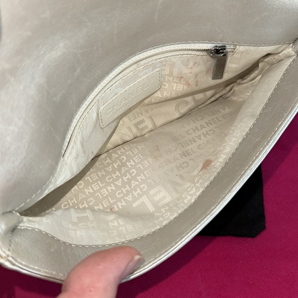 Chanel Floral Embossed Silver Shoulder Bag - Picture 9 of 13